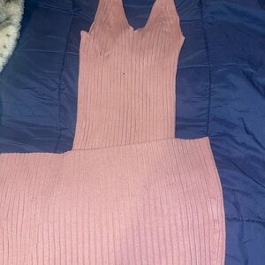 Chic Strapless Pink Ribbed Dress